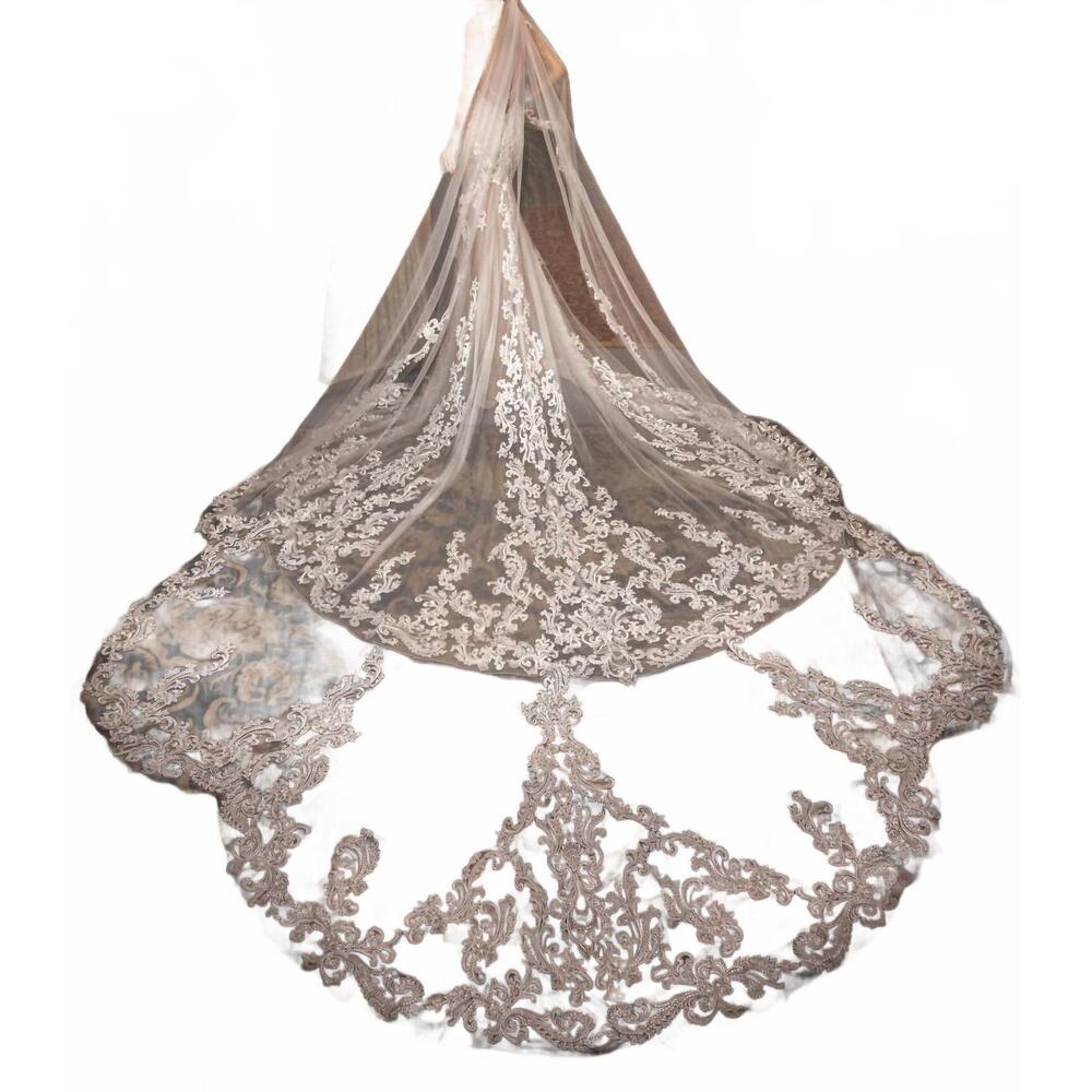 NEW KITTY CHEN COUTURE venessa wedding veil in ivory